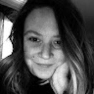 Meet your Posher, Mecaela